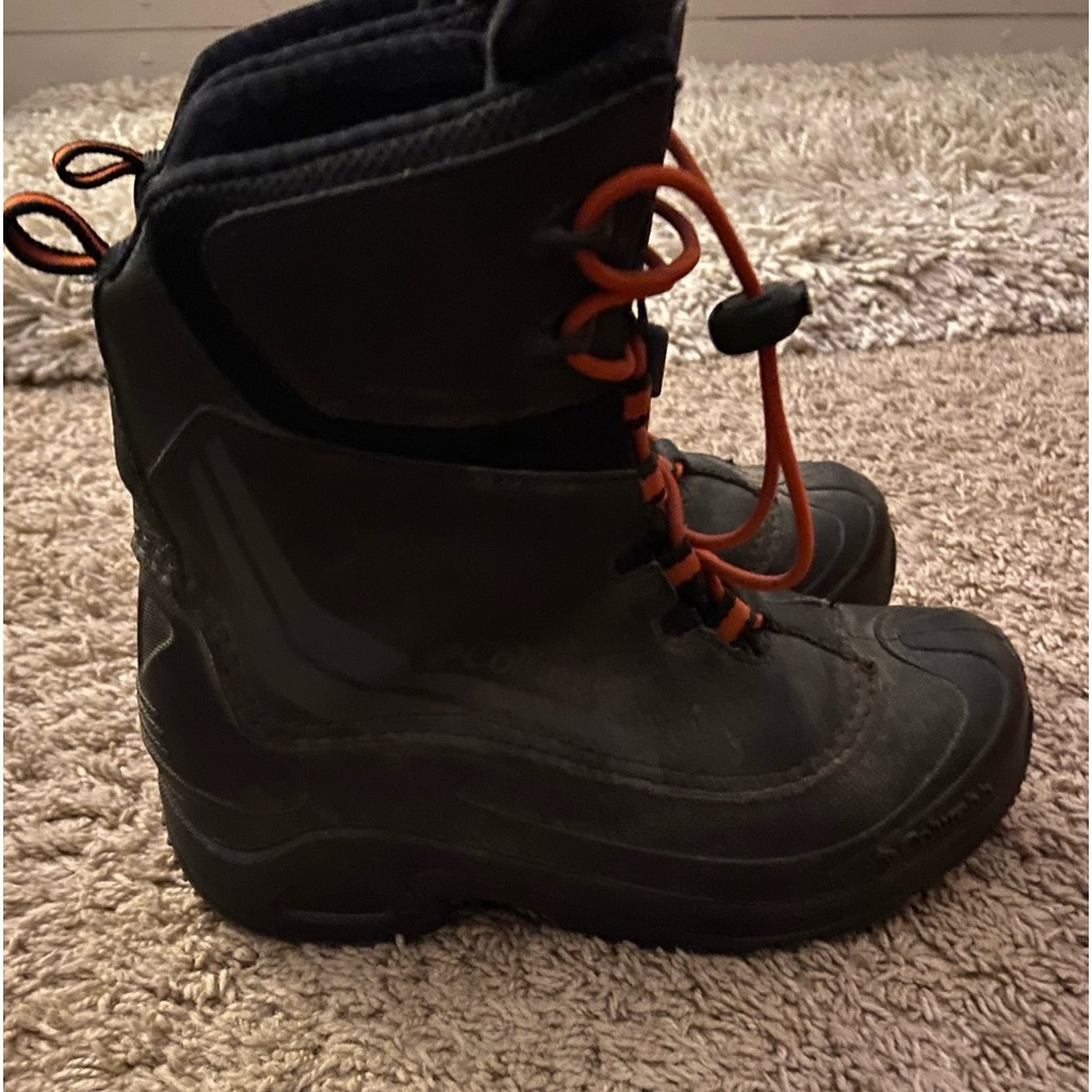 Our size 3 Columbia boots